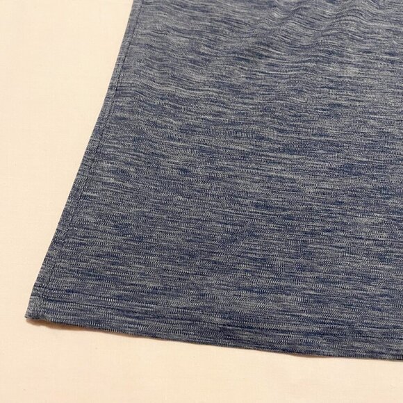 Under Armour Womens Shirt Size Small Heatgear Loose Tshirt Vneck - Picture 8 of 15